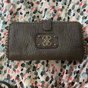 Guess clutch/wallet NEVER USED